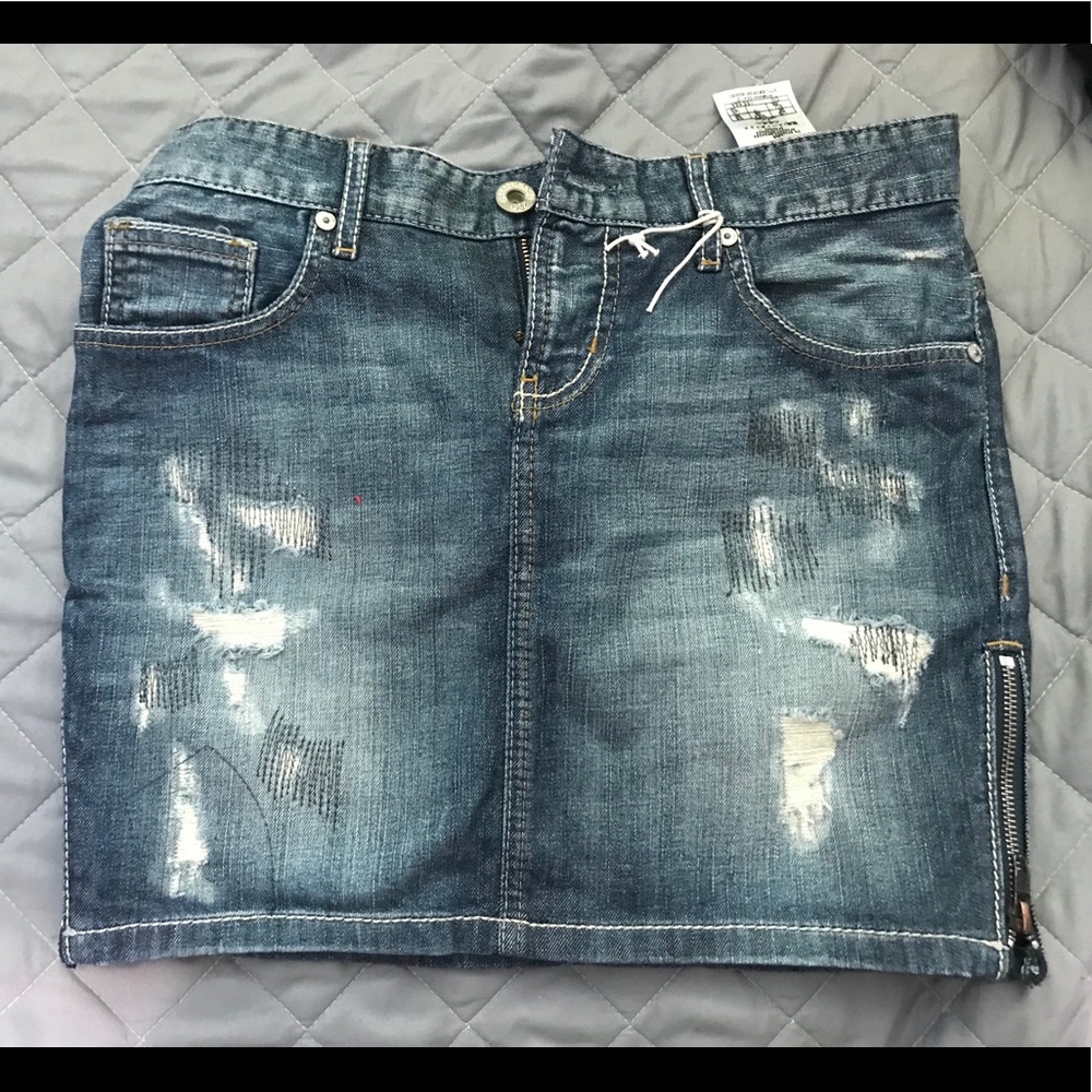 Guess denim skirt